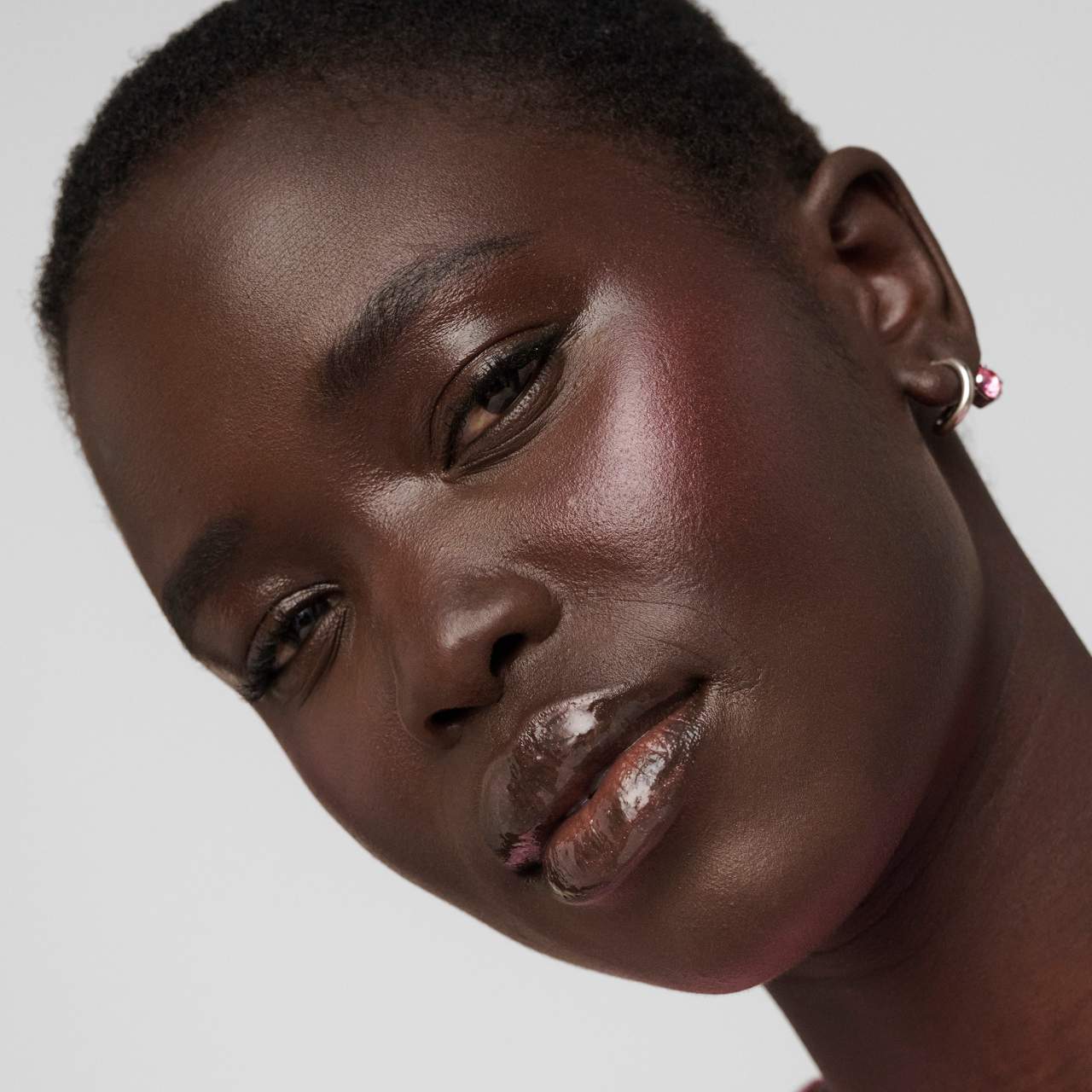 Labial - Outrageous Plump Hydrating Lip Gloss