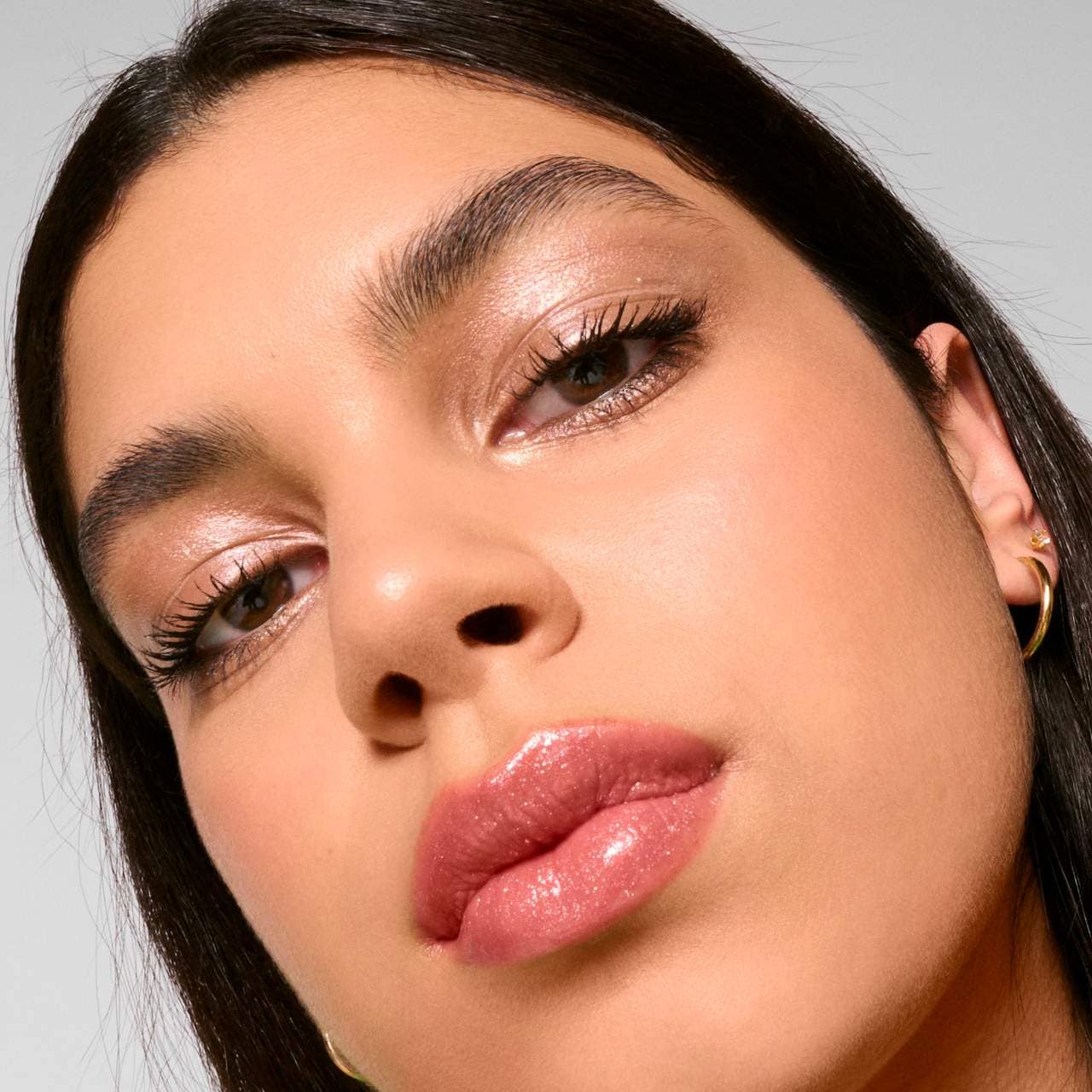 Labial - Outrageous Plump Hydrating Lip Gloss